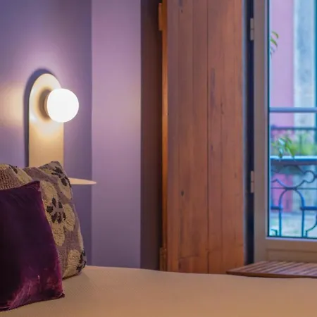 Arty In The Heart Of , Baixa Chiado Apartment *